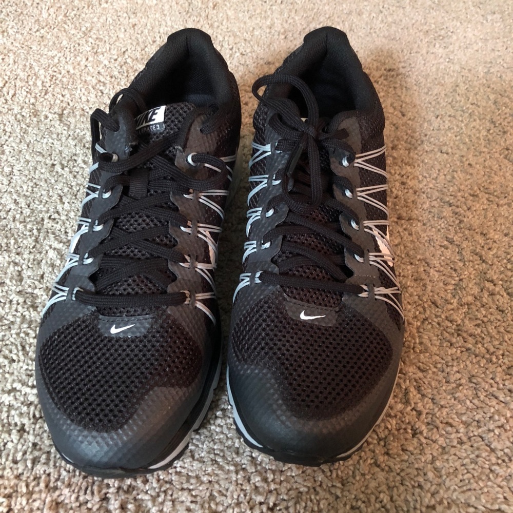 Nike air max running shoes